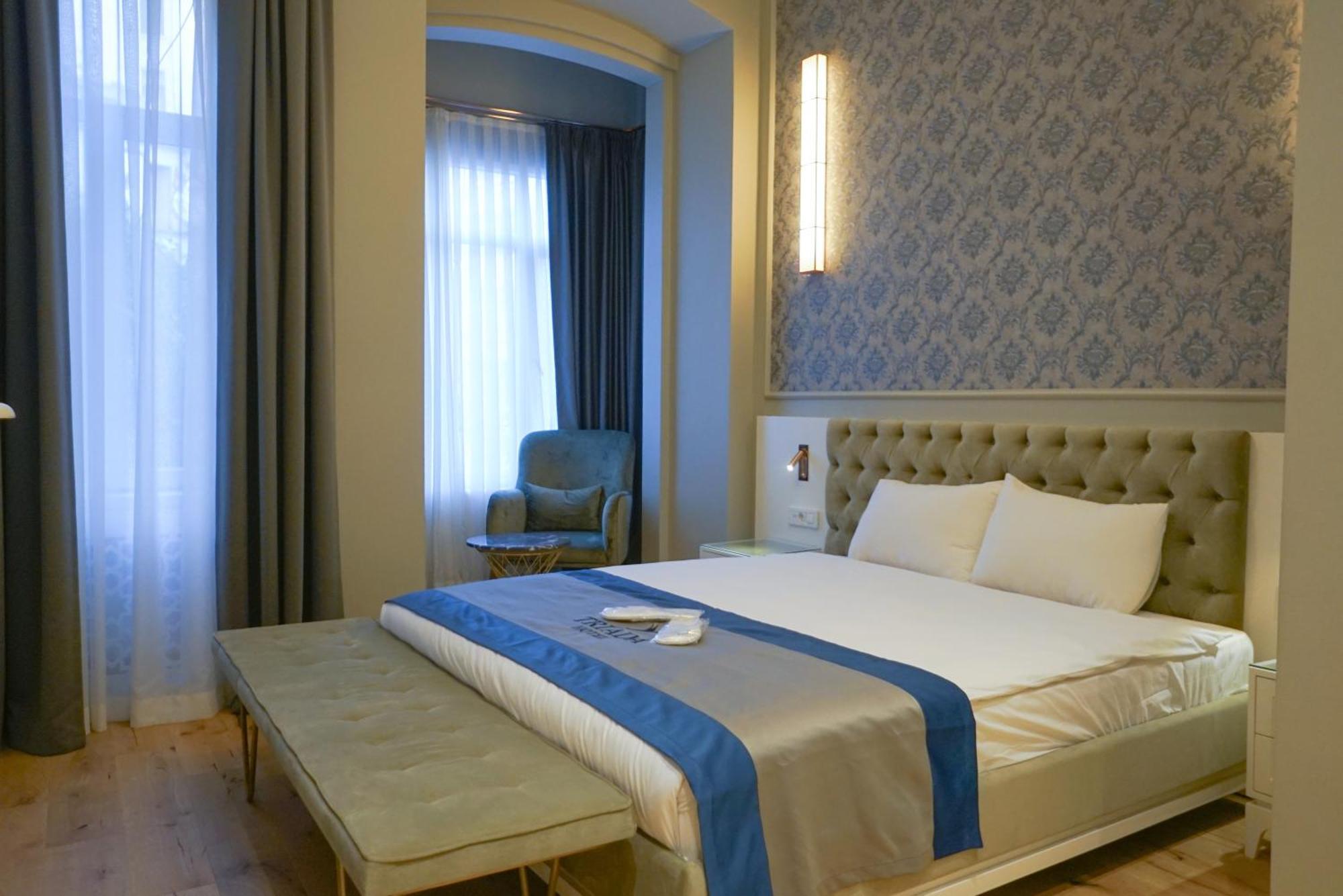 Triada Hotel Taksim - Special Category Стамбул Екстер'єр фото