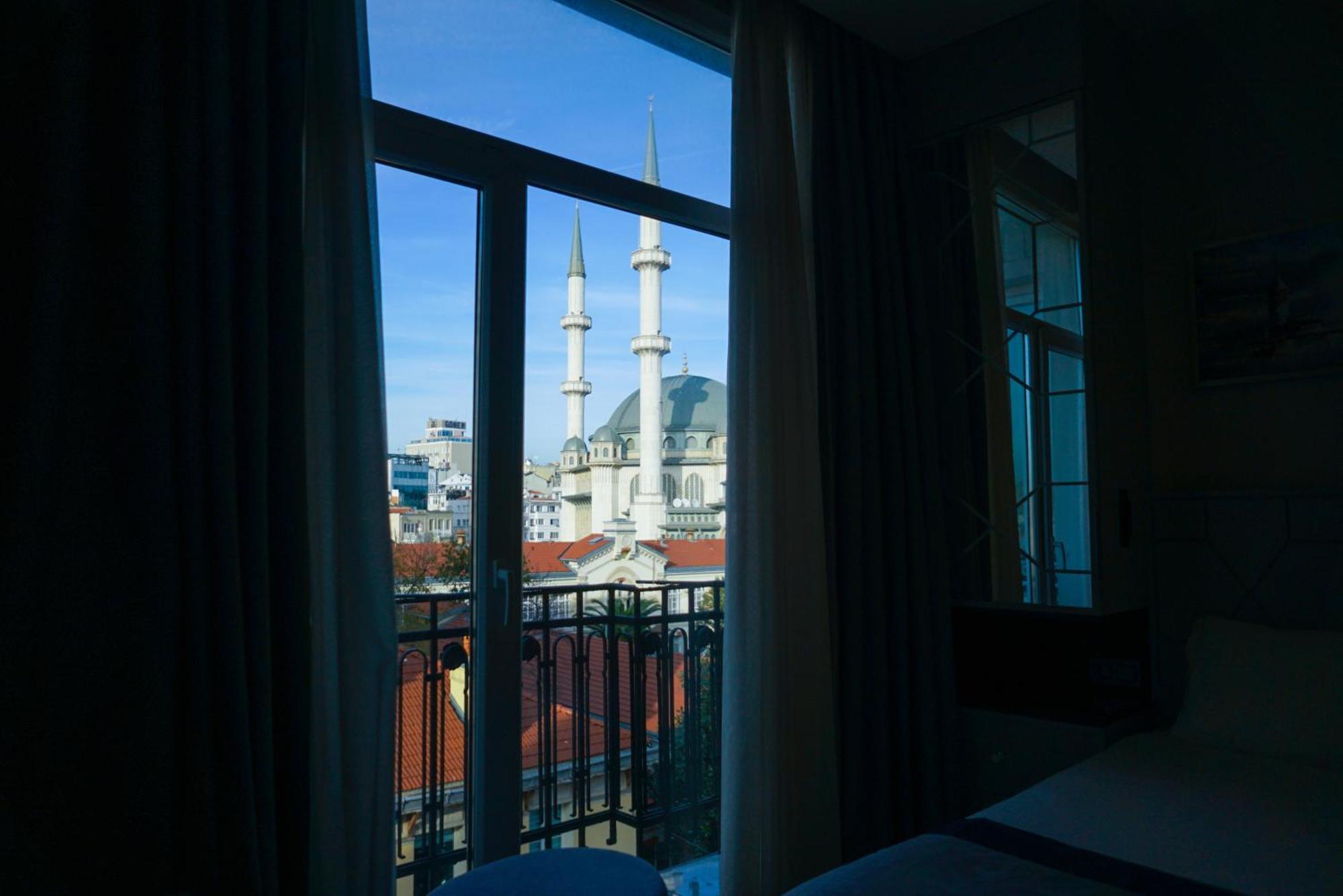 Triada Hotel Taksim - Special Category Стамбул Екстер'єр фото