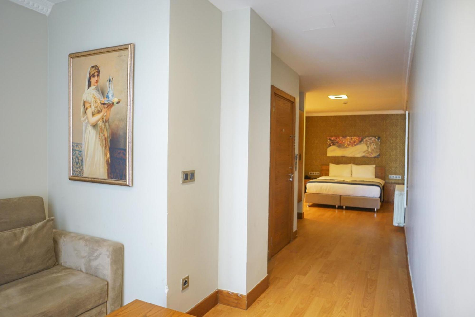 Triada Hotel Taksim - Special Category Стамбул Екстер'єр фото